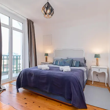 Gran Casa Familiar Al Lado De La Playa *